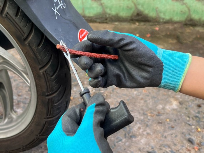 Cách tự vá bánh xe không ruột: đơn giản, đồ nghề 50 ngàn,...