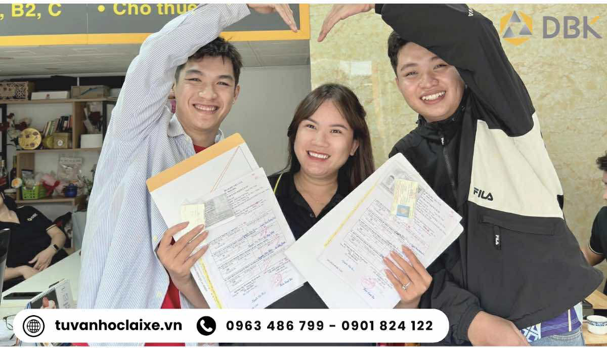 Học lái xe ô tô giá bao nhiêu? Cập nhật học phí hạng B mới nhất 2025